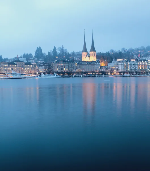 Ville, église, lac. Lucerne, Suisse — Photo