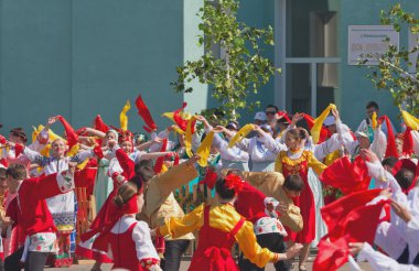 folklor kolektifleri dans performansı. karavon-2014, Tataristan