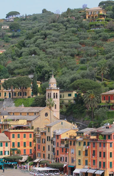 Pyazzet-Platz und Martinskirche. portofino, italien — Stockfoto