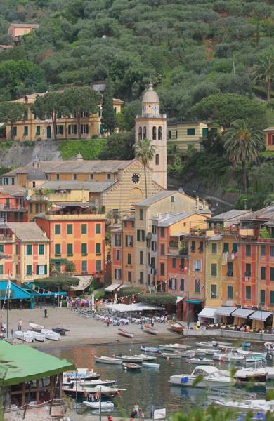 Place Pyazzet et église St Martin. Portofino, Italie — Photo