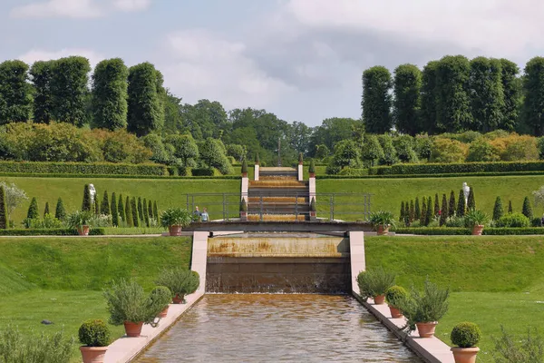 Park Och Kaskad Vattenfall Frederiksborg Hillerod Danmark — Stockfoto