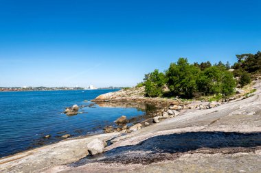 Gandsfjord Sahili, Lifjel Dağı 'na yürüyüş yaparken, Sandnes, Norveç, Mayıs 2018