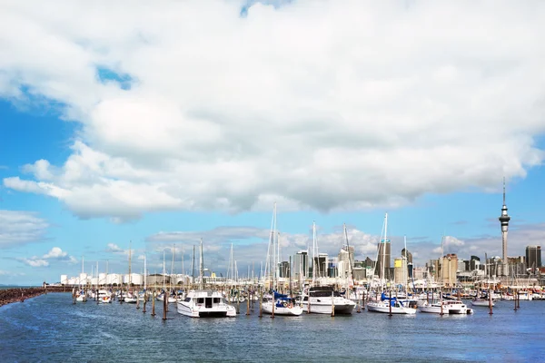 Auckland skyline et port — Photo
