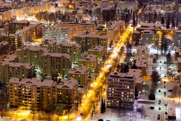 Geceleri şehrin havadan görünüşü