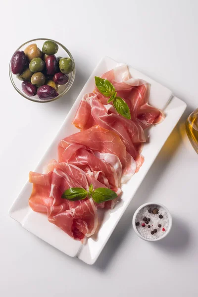 Vékony Prosciutto Szeletek Közelsége Olasz Élelmiszer — Stock Fotó