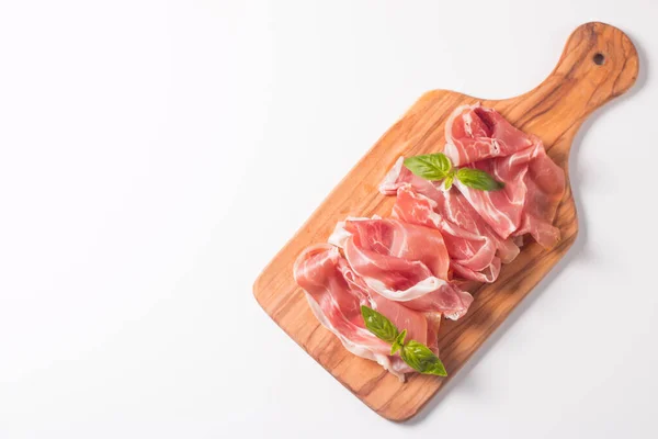 Een Close Van Dunne Plakjes Prosciutto Italiaanse Levensmiddelen — Stockfoto