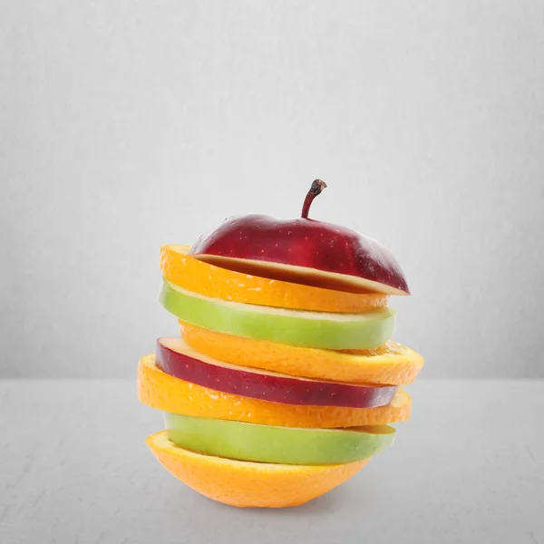 水果苹果柠檬和橘子 — 图库照片