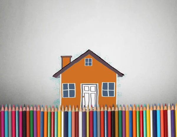 Dessiner avec une maison crayons colorés wity — Photo