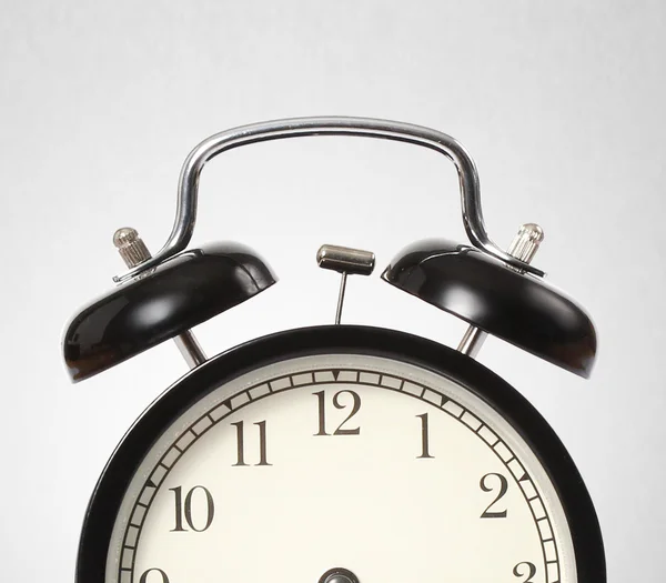 Reloj despertador vintage negro —  Fotos de Stock