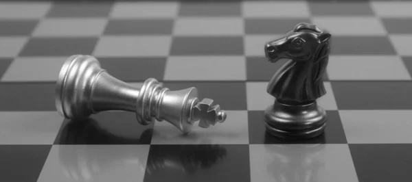 Šachovnicová Hra Koncept Podnikatelských Nápadů Konkurence Strategie Koncipovat Financovat Peníze — Stock fotografie