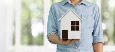 Ev Yapısı Bir elde, İş Evi Fikri