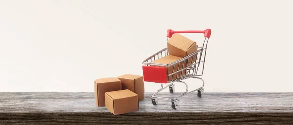 Іграшковий Кошик Коробками Концепції Покупки Доставки Тенденція Споживчого Суспільства — стокове фото