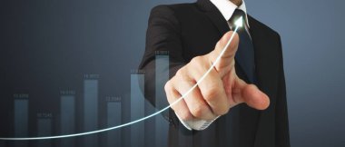 İşadamı grafik büyümesi ve grafik pozitif göstergelerin artması planı