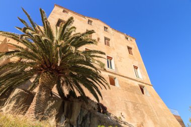 Ecole de musique de calvi Corsica'deki / daki Kalesi