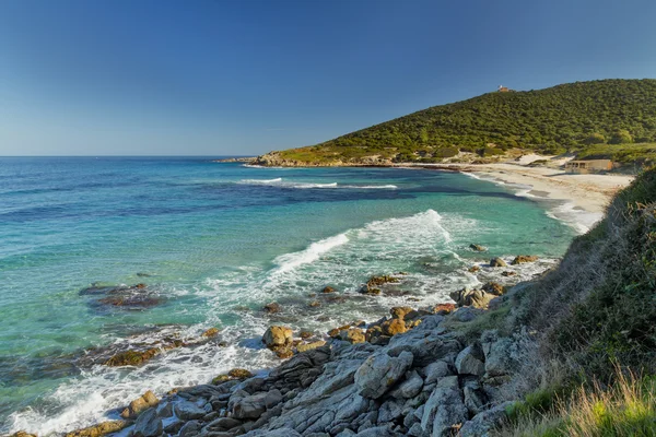 Playa de Bodri cerca de Ile Rousse en Córcega — Foto de Stock