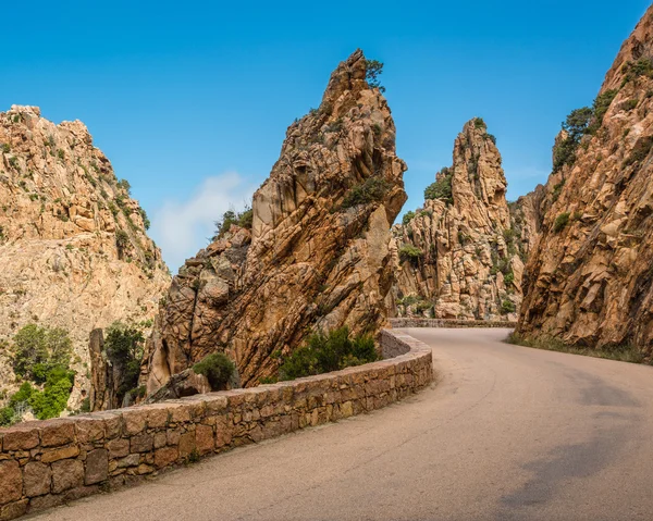 Vägen genom den calanches de piana i Korsika — Stockfoto