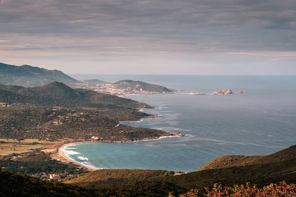 Vista Sobre Playa Losari Mar Mediterráneo Turquesa Región Balagne Córcega — Foto de Stock