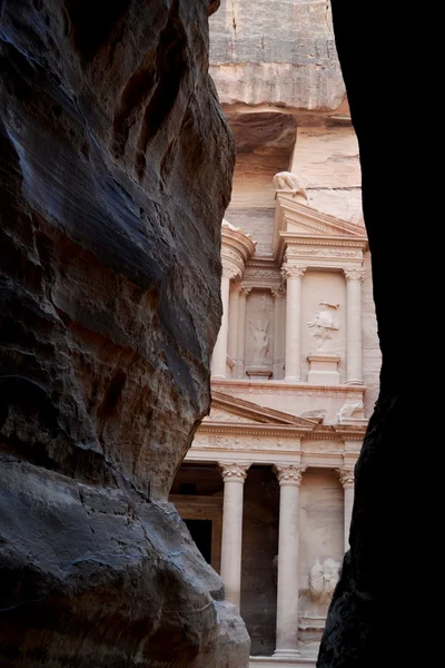 Ciudad, Petra, cañón, civilización antigua, Jordania, montañas, templos, arquitectura — Foto de Stock