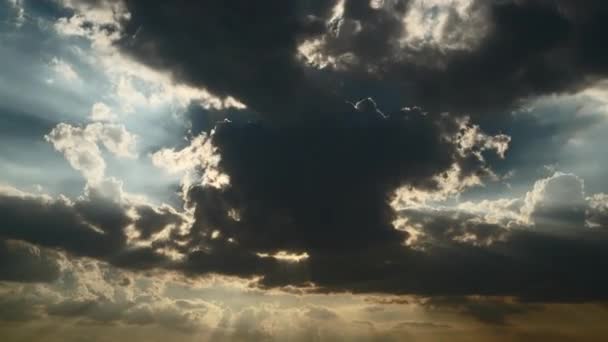 7680X4320 Sun Sunbeams Moving Clouds Sun Rays Cloud Mixed Variable — Stock video