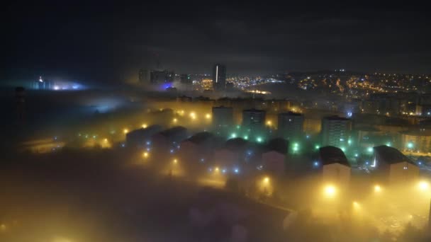 Cinematic 7680X4320 Houses Streets City Mist Street Lamp Lights Mist — Vídeo de Stock