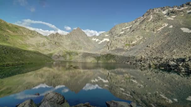 7680X4320 4320P Реальне Високогірне Гірське Озеро Альпійські Озера Льодовикові Гори — стокове відео