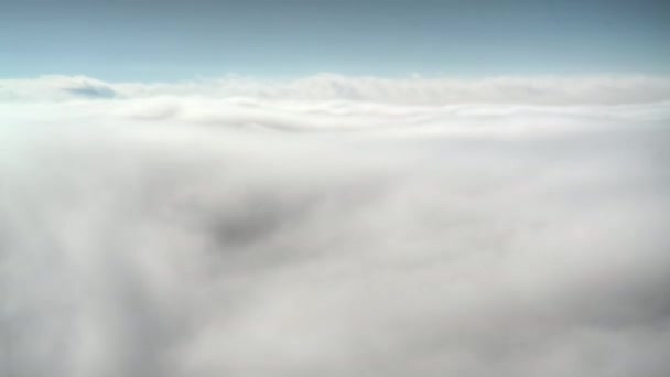 Cinematic 7680X4320 Snowy Zbocza Wzgórza Nad Chmurem Chmura Szczytu Górskiego — Wideo stockowe