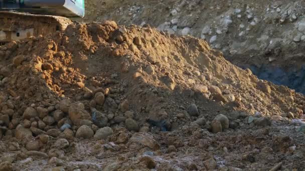 7680X4320 4320P Hydraulic Excavator Digs Soil Construction Excavation Site Breaking — Videoclip de stoc