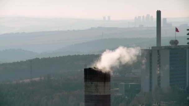 4320P 7680X4320 Industrial Chimney Polluting Air Industrial Roof Chimneys Polluting — Vídeo de Stock