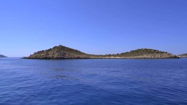 Mała Wyspa Wysepka Utworzona Przez Nagromadzenie Złóż Skalnych Szczycie Rafy — Wideo stockowe