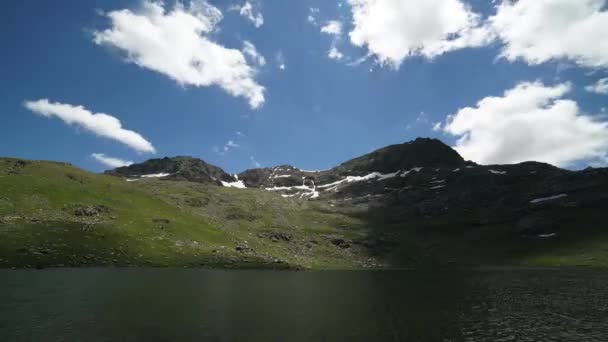 7680X4320 4320P Véritable Lac Montagne Haute Altitude Lacs Alpins Montagnes — Video