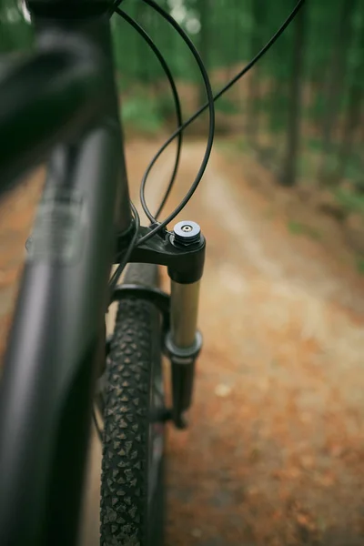 Horquilla Suspensión Bicicleta Montaña Primer Plano Aislado Sobre Fondo Borroso —  Fotos de Stock