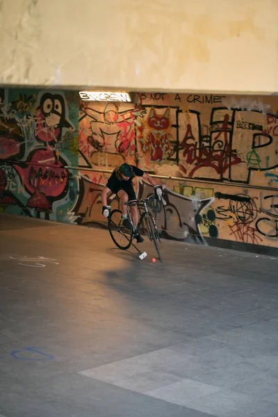 Gdansk Pomeranian Voivodeship Poland Europe 2022 Man Playing Urban Bike — Stock Photo, Image