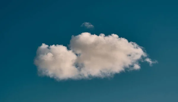 Weiße Wolken Sommerhimmel Wolkenkratzer Konzept Des Klimawandels — Stockfoto