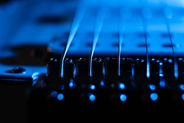 Cordas Guitarra Elétrica Ponte Imagem Macro Com Foco Limitado Baixa — Fotografia de Stock