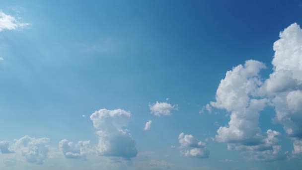 Slow Panning Shot Brilliant Blue Sky Majestic Clouds Sun Rays — Stockvideo