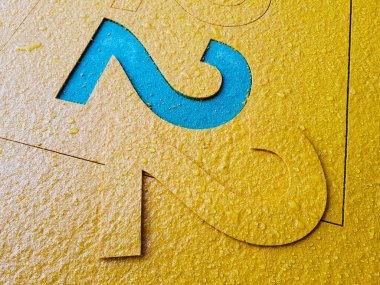 CNC su jeti kesme makinesi herhangi bir materyali kesmek için modern bir endüstriyel teknolojidir.