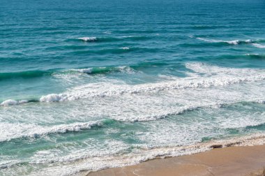 Netanya 'daki Argaman plajı tepeden görünüyor