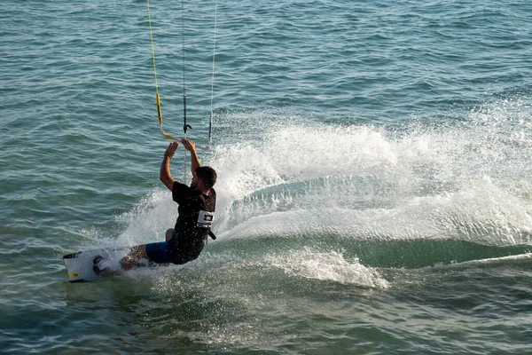 Nahariya Israel November 2021 Galei Galil Beach Man Kitesurfing Sea — Stock Photo, Image