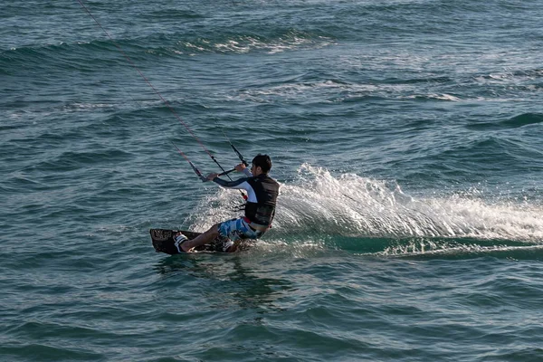 Nahariya Israel November 2021 Galei Galil Beach Man Kitesurfing Sea — Stock Photo, Image