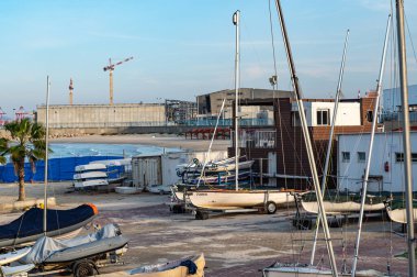 İsrail, Hayfa - 3 Aralık 2021: Hayfa 'da yelken okulu