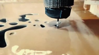 Çeşitli Malzemeler için Yüksek Basınçlı Su Jet Kesme Makinesi