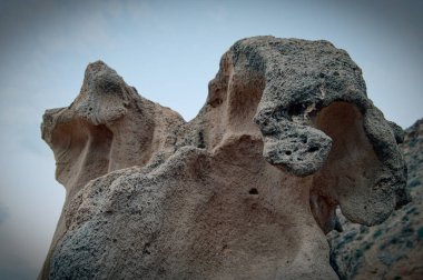 Netanya, Netanya 'daki Agreman Sahili' nde inanılmaz şekilli kum dağları