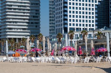 TEL AVIV, ISRAEL - 25 Ocak 2022: Tel Aviv 'deki Kudüs Sahili.