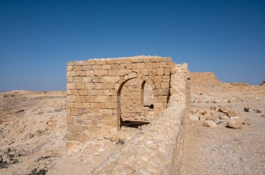 Güney İsrail 'deki Negev Çölü' nde, şimdi ulusal bir park olan antik Nabataean şehri Avdat 'taki yıkılmış binaların manzarası