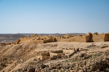 Güney İsrail 'deki Negev Çölü' nde, şimdi ulusal bir park olan antik Nabataean şehri Avdat 'taki yıkılmış binaların manzarası