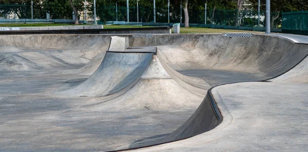 Öffentlicher Spielplatz Für Ein Skateboard Freizeitpark Kein Volk — Stockfoto