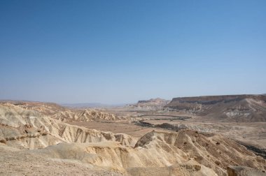 Ein Avdat Milli Parkı 'nda manzara. Negev Çölü 'ndeki park ve kanyon. Yüksek çözünürlük