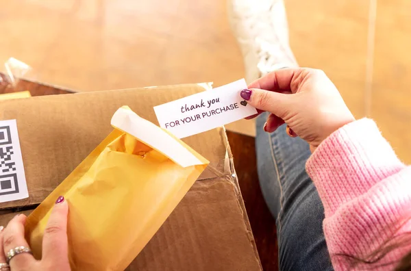 High Angle Crop Anonymous Female Sender Packing Order Envelope Putting — Stock Photo, Image