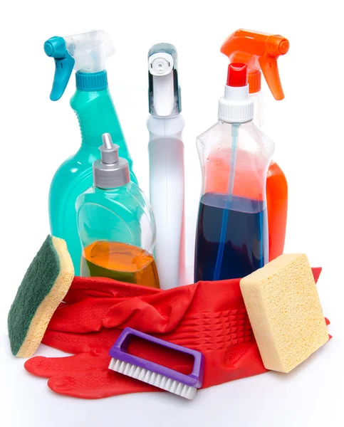 Spraya rengöringsmedel med handskar, svampar och en pensel — Stockfoto