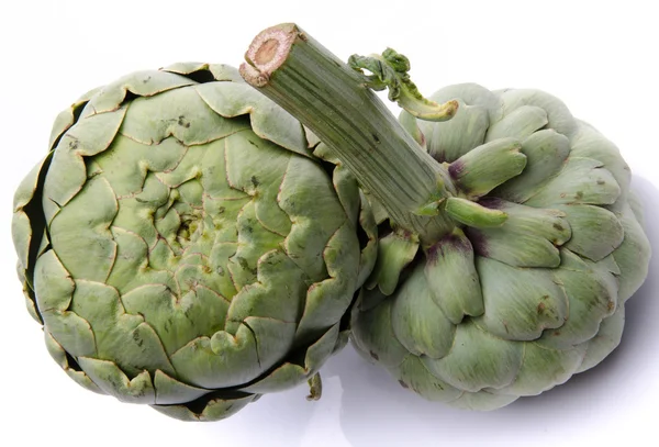 Two beautiful fresh artichokes — Stock Photo, Image